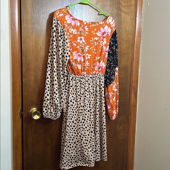 Floral and Polka Dot Wrap Dress - Picture 5 of 5
